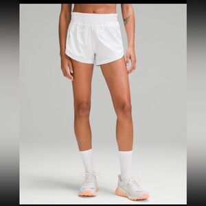 Lululemon NWT White Track That Short 3”